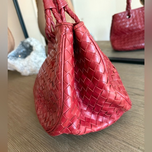 Bottega Veneta Vintage Intrecciato Leather Tote - Picture 3 of 16